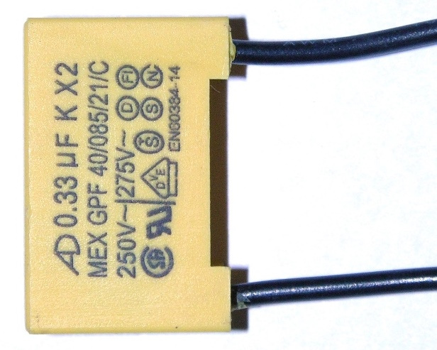 Конденсатор для триммера электрического CHAMPION ET-450, 8416-522301