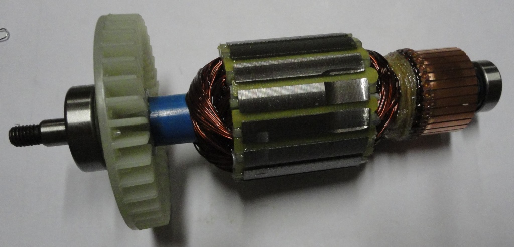 Ротор (Якорь) старого образца, больше диаметр, не поставляется для электропилы CHAMPION 420N-16, 8440-473501