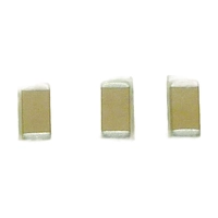 Конденсатор 3,3nF 50v smd 30606085