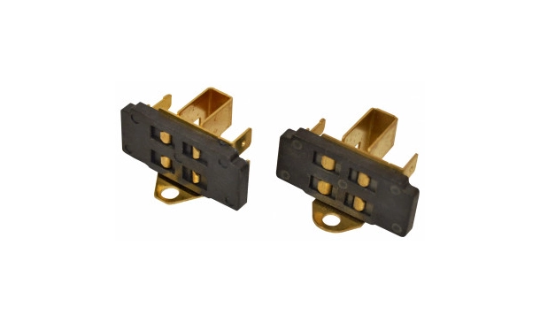 Корпус щеткодержателя пилы цепной эл. BRAIT ВR-2200 (пара)