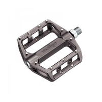 Педали алюм. BMX/Downhill B087 широк. ось Cr-Mo герм. промподшипники смен.шипы 450г черные WELLGO