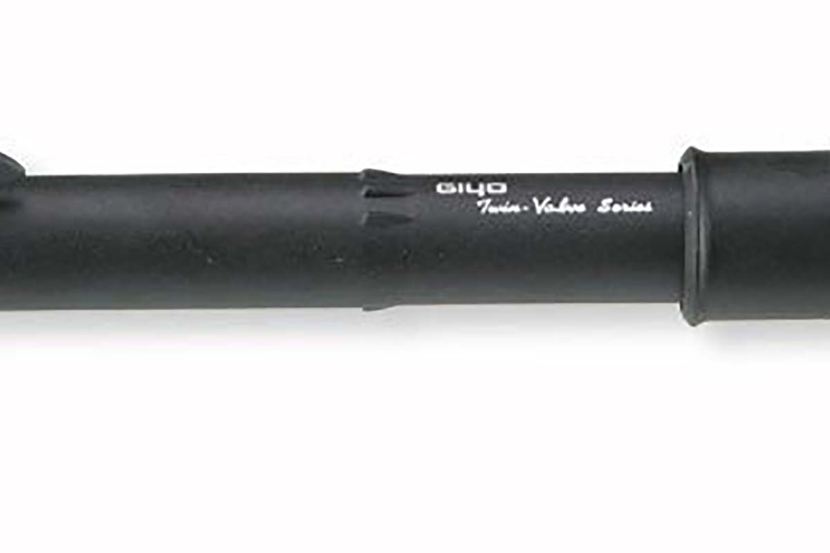 Насос GP-04T пластиковый телескопич. 2 гол-ки, прорезин. ручка, до 7Bar/100PSI черный GIYO NEW