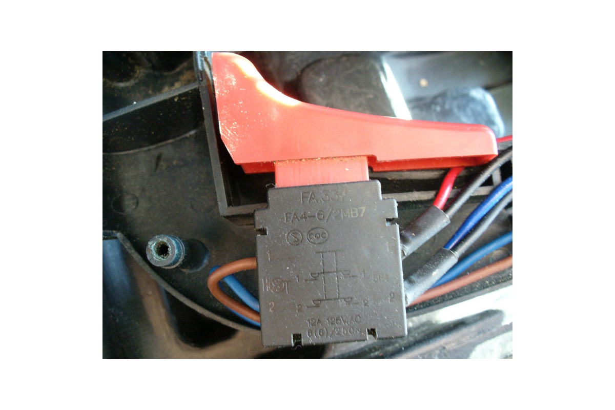 Выключатель переменного тока для перфоратора ЗУБР ЗП-1100 ЭК, U301-105-093